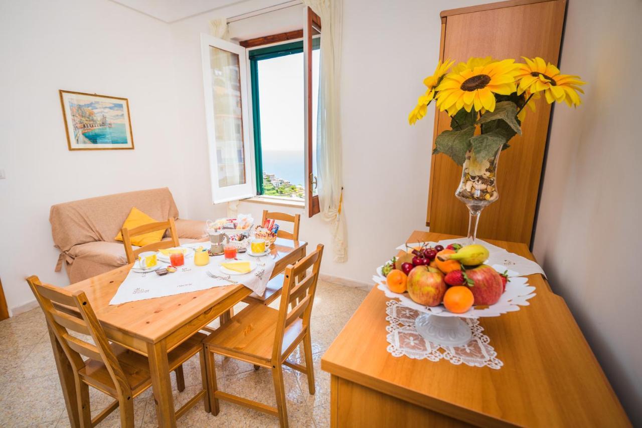 La Villa Di Enzo Casa Vacanze Con Vista Mare Amalfi Exterior photo